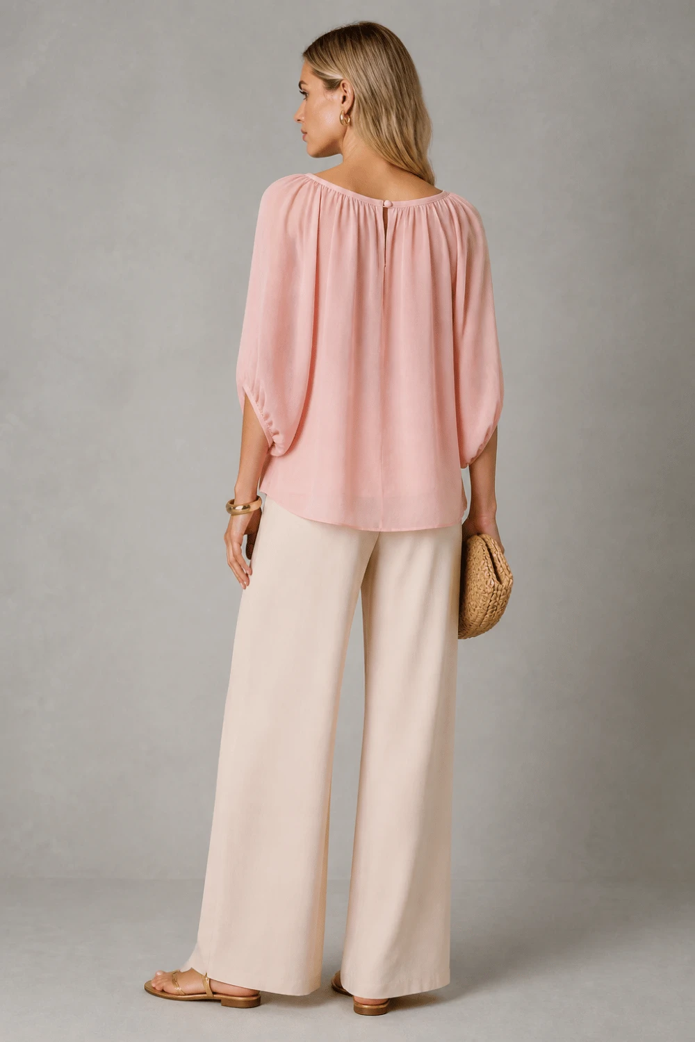 Foto Blusa em crepe com pregas
