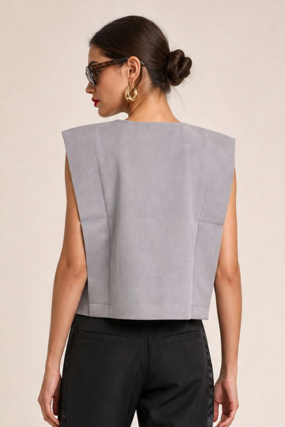 Foto Blusa alfaiataria decote v com pala