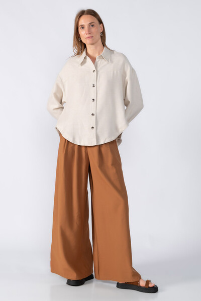 FotoJaqueta ampla com botoes organicos