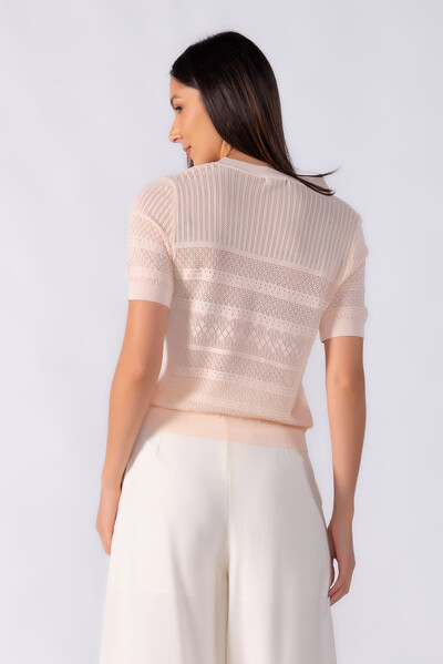Foto Blusa texturizada manga curta