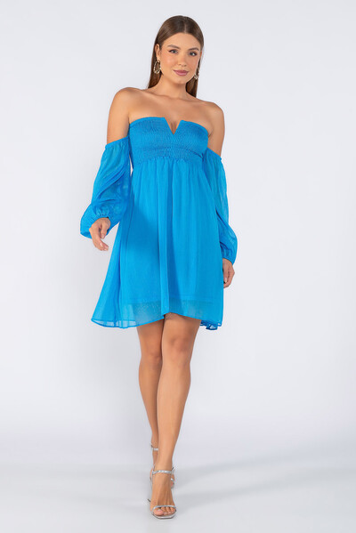 FotoVestido curto ciganinha manga longa