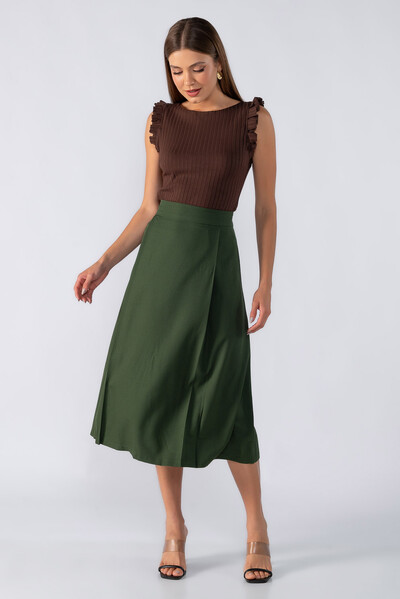 FotoSaia midi evase com detalhes em pregas