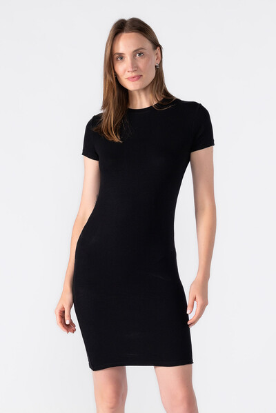 Foto Vestido canelado manga curta