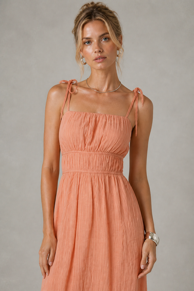Foto Vestido midi elástico na cintura e alças