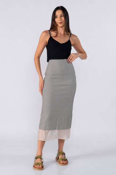 FotoSaia midi jacquard com detalhe em organza