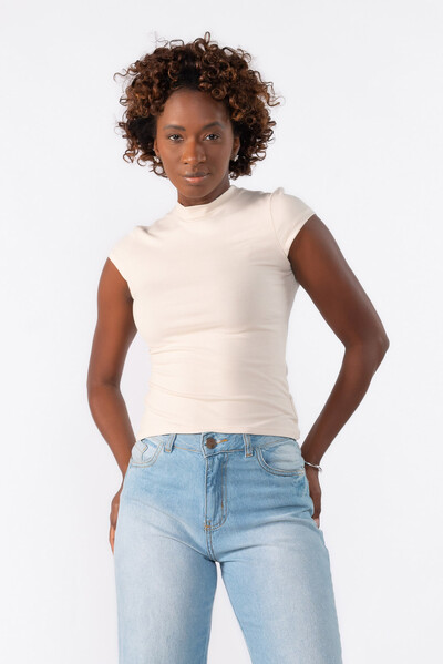 Foto Blusa manga curta canelada
