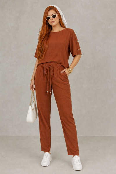 Foto Conjunto calça e blusa com botões e manga