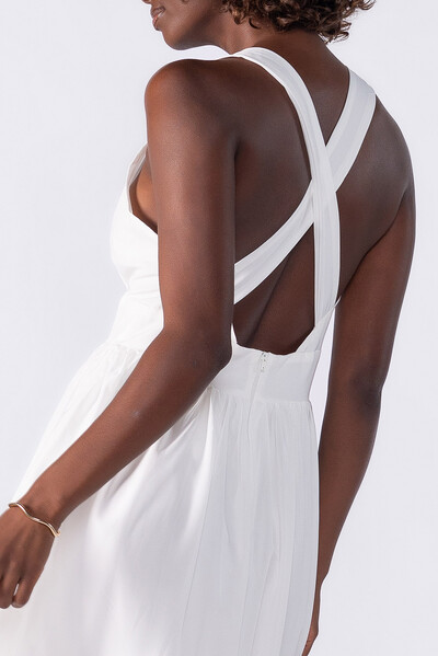 FotoVestido midi decote costas cruzado