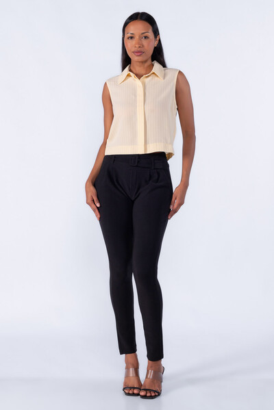 Foto Calça Cenoura Pregas Bolso