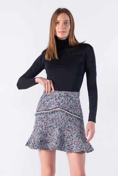 Foto Saia tweed com paete e babado