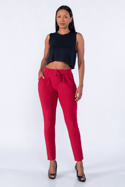 Foto Calça Cenoura Pregas Bolso
