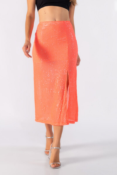 Foto Saia midi em paete com fenda