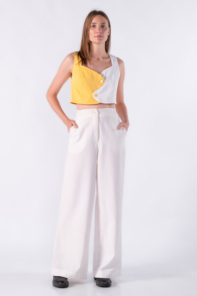 FotoBlusa em alfaiataria bicolor