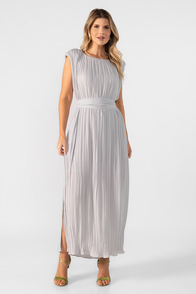 Foto Vestido midi plissado com ombreiras