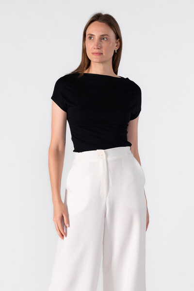 Foto Blusa basica manga morcego