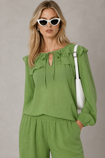 Foto Conjunto Calça e Blusa com badado