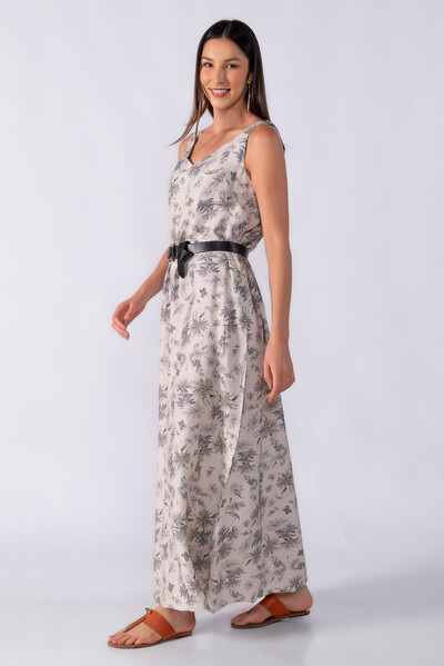 Foto Vestido longo amplo fluido estampado