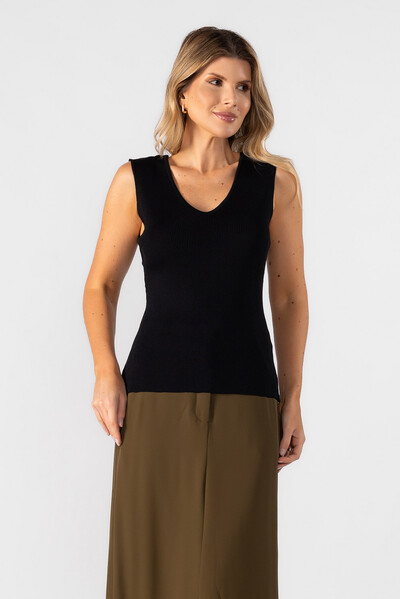 Foto Blusa regata decote em v