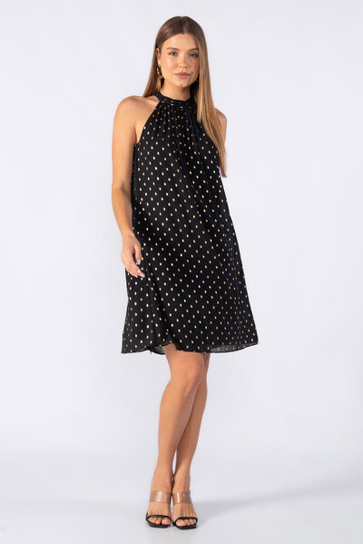 Foto Vestido curto com detalhe metalizado