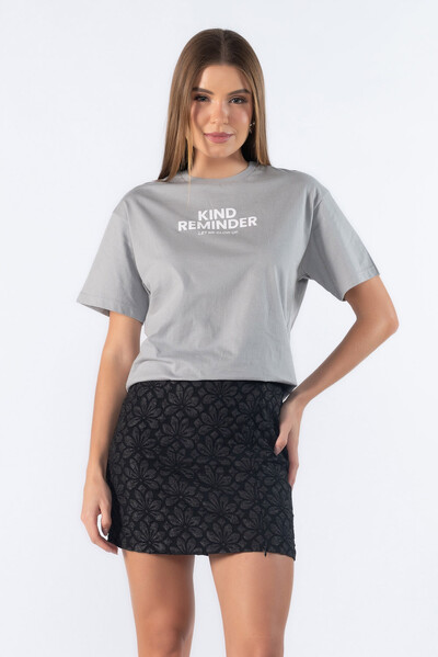 Foto Blusa tshirts estampa glow up