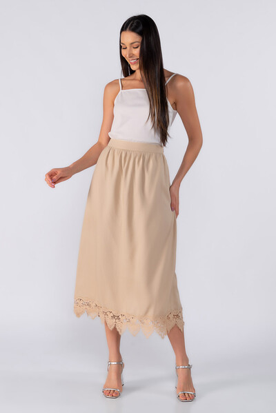 FotoSaia midi com renda na barra