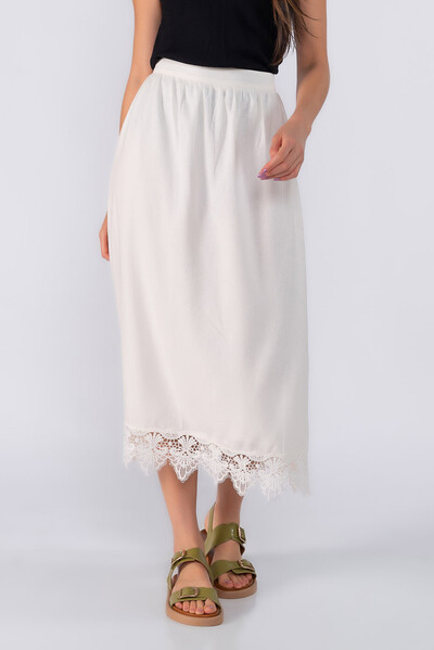 Foto Saia midi com renda na barra