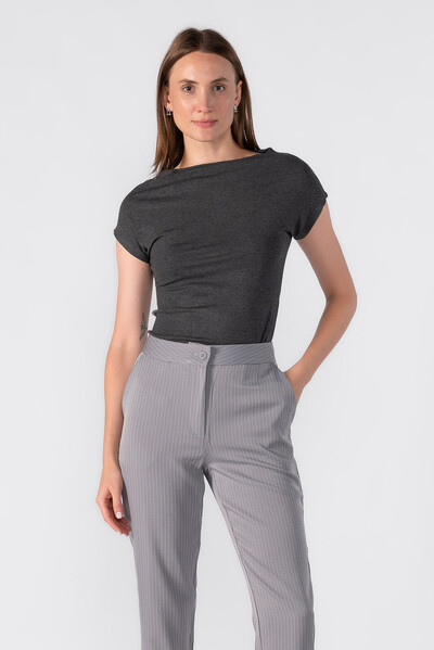 Foto Blusa basica manga morcego