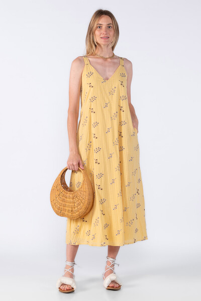 Foto Vestido midi bordado decote V