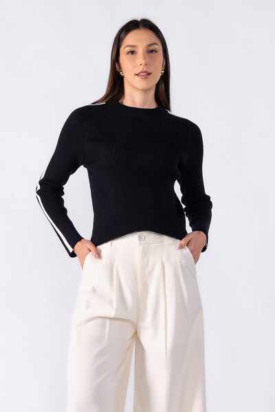 Foto Blusa canelada faixa lateral na manga