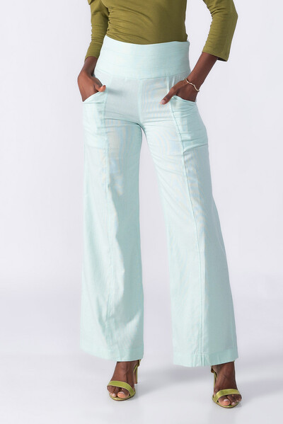 Foto Calca reta com cos largo