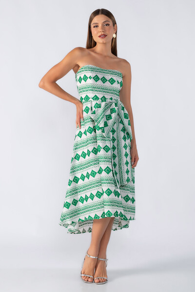 Foto Vestido midi tomara que caia com laco