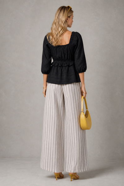 Foto Blusa bata texturizada com lastex