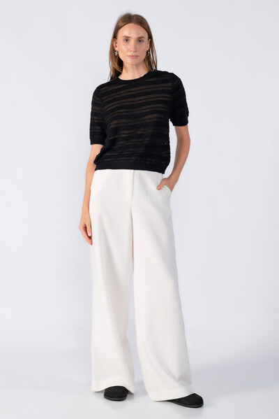 Foto Blusa listrada manga curta