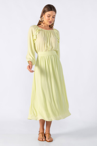 Foto Vestido midi crepe com manga alongada