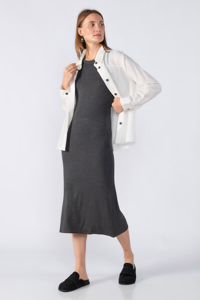 Foto Vestido canelado regata