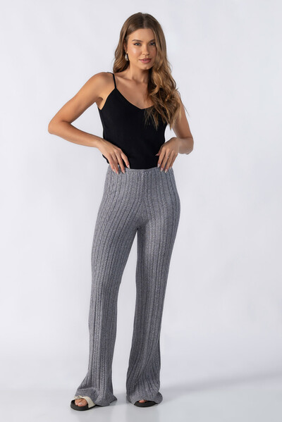 Foto Calça tricot texturizada
