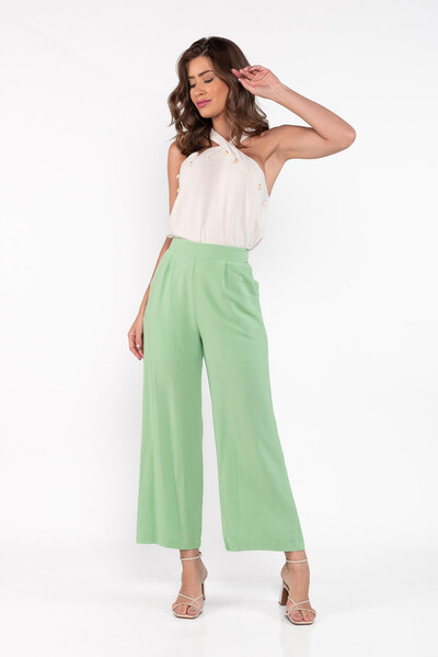 Calça em linho pantacourt elastico na cintura