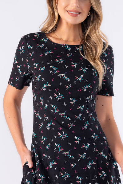 FotoVestido midi em crepe estampado