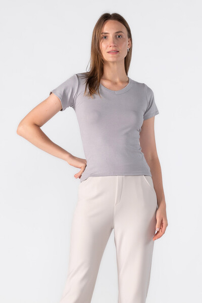 Foto Blusa malha gola v