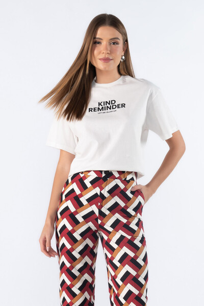 Foto Blusa tshirts estampa glow up