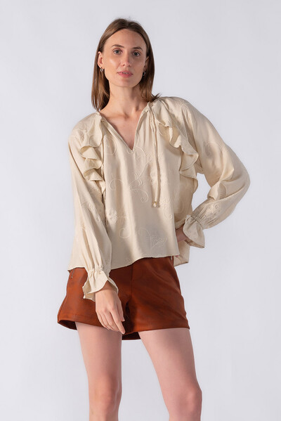 Foto Blusa manga longa com babados