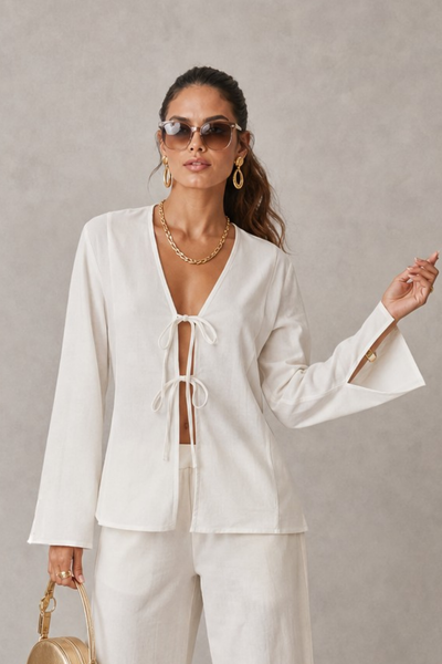 Foto Conjunto blusa e calça com amarração