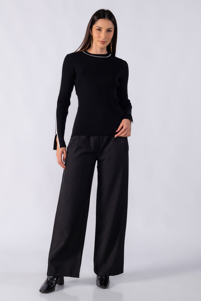 Foto Blusa canelada com listra lateral da manga e gola