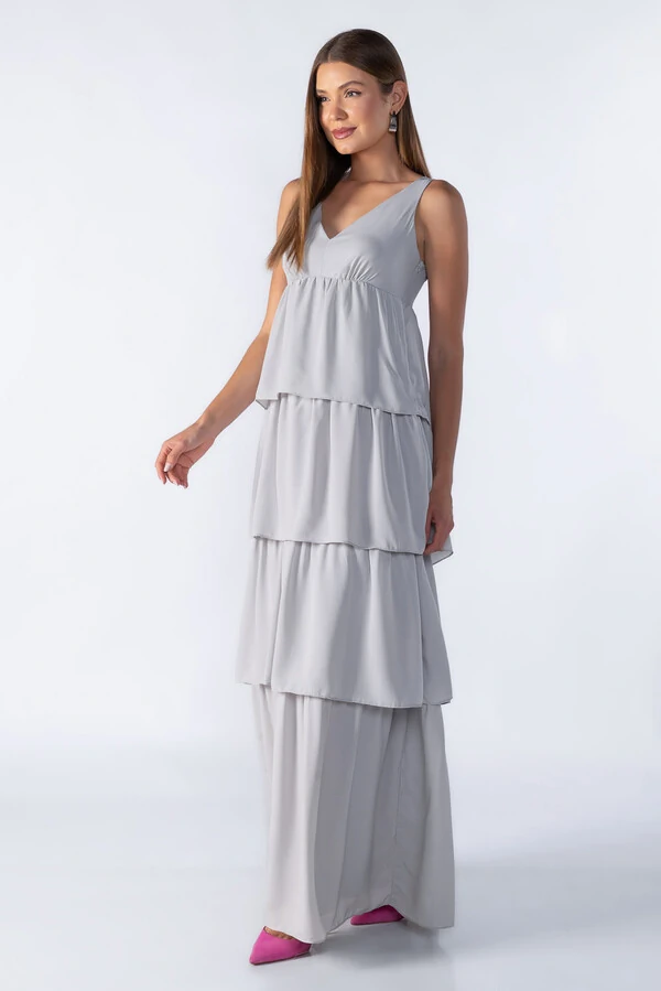 Vestido longo com babados