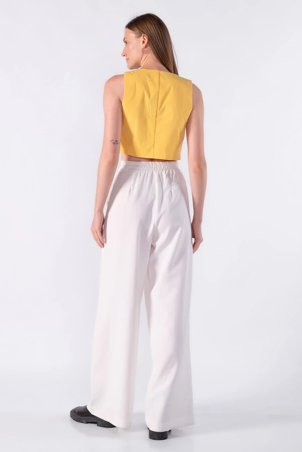 Blusa em alfaiataria bicolor