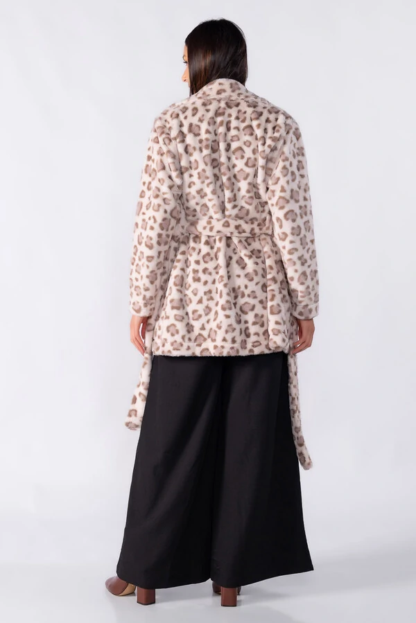 Casaco oncinha com faixa