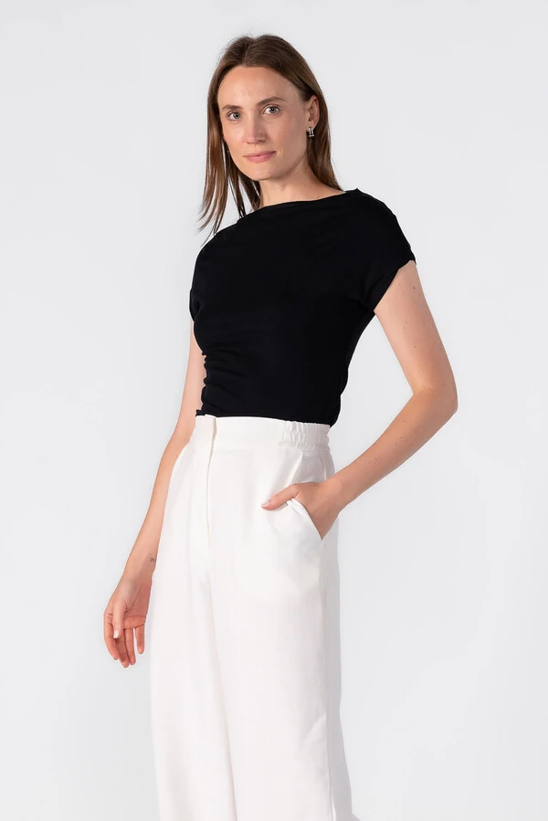 Blusa basica manga morcego