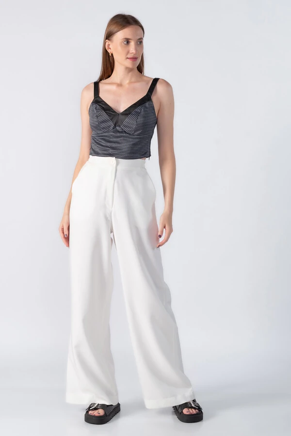 Cropped estampado detalhe p.u