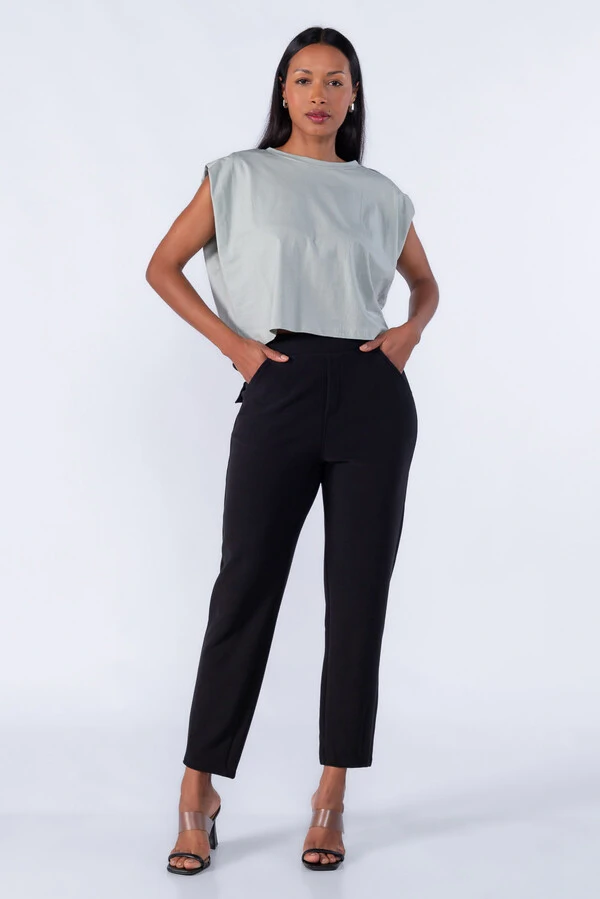 Calça Social Com Bolsos