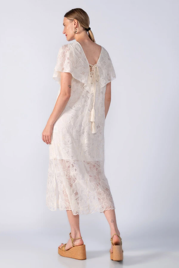 VESTIDO RENDADO AMARRACAO COSTAS